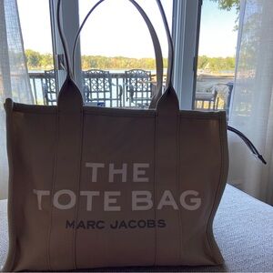 Marc Jacob’s Large The Tote Bag